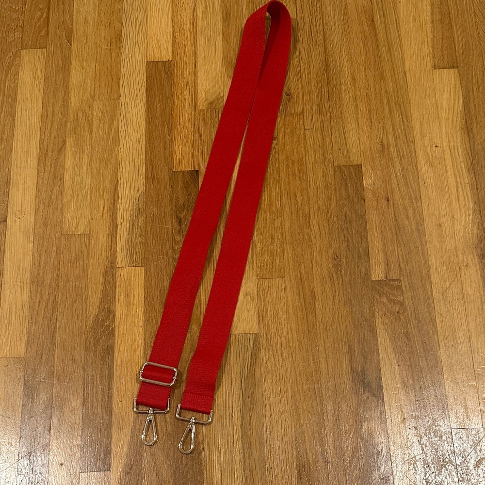 *last chance* Amazon | Red Adjustable Strap with gold Clips